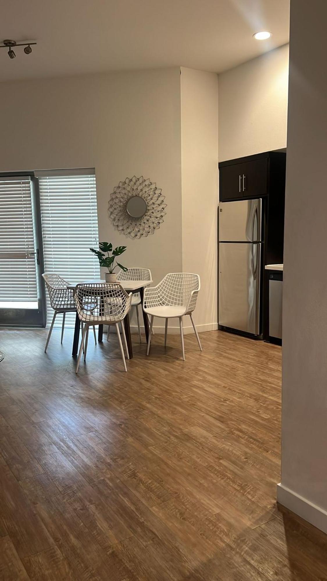 Apartamento Exceptional Loft Free Parking And Wifi Los Ángeles Exterior foto